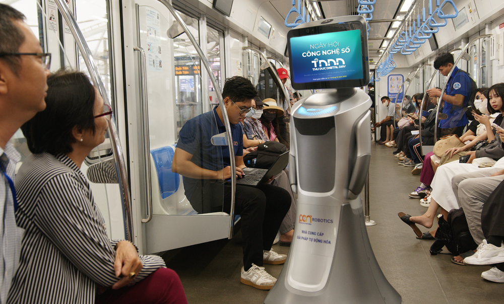 robot-tddd-tren-metro-1764335098391920407891.png