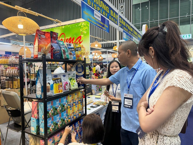 tphcm.cdnchinhphu.vn-thumb_w-640-334895287454388224-2025-3-27-_gian-hang-3-17430547084781791541029.jpg