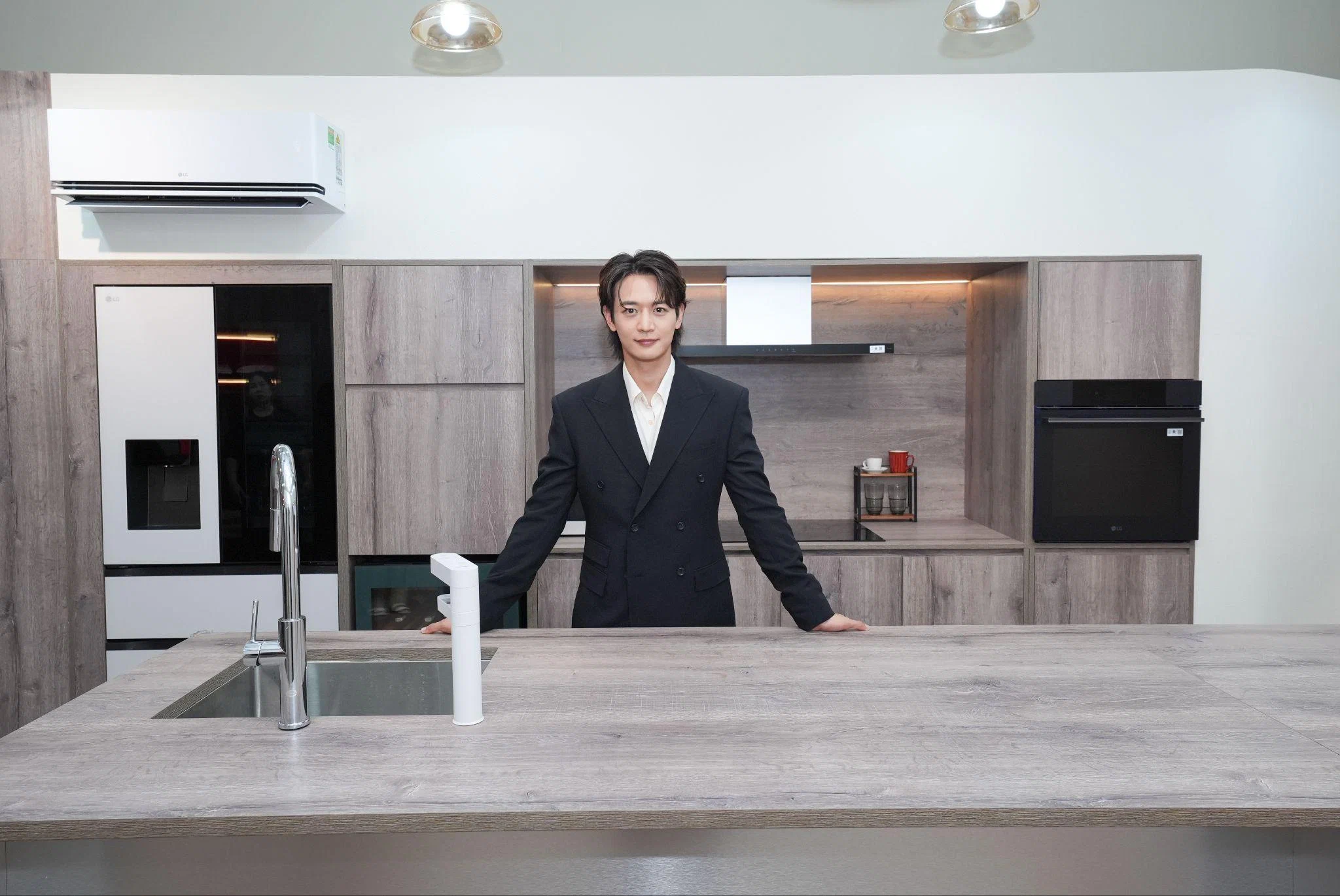 minho-another-saigon-by-lg-01.webp
