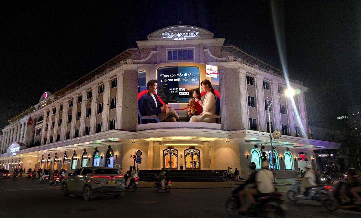 Phu_nu_hien_dai_prudential_02.jpg