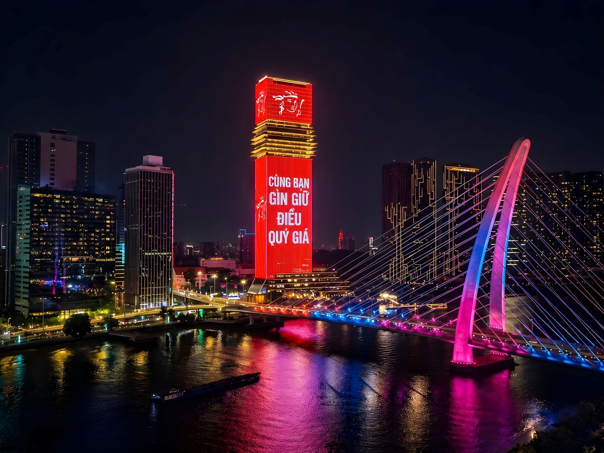 Phu_nu_hien_dai_prudential_03.jpg