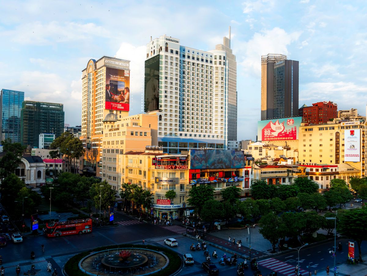 Phu_nu_hien_dai_prudential_01.jpg