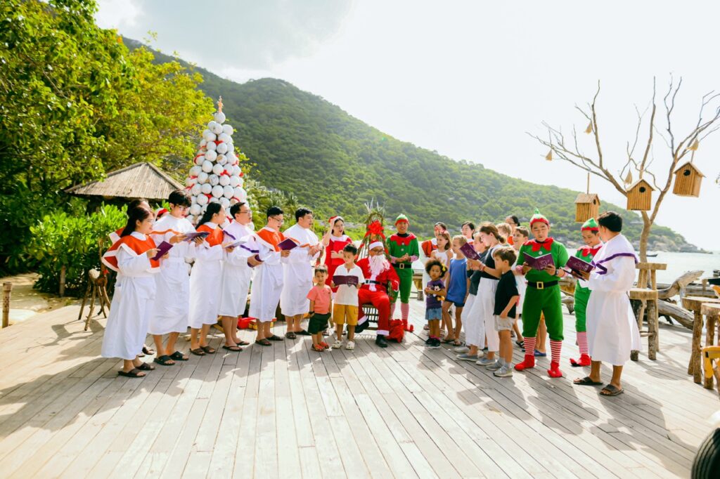SSNVB-Santa-1-lon-1024x682.jpeg