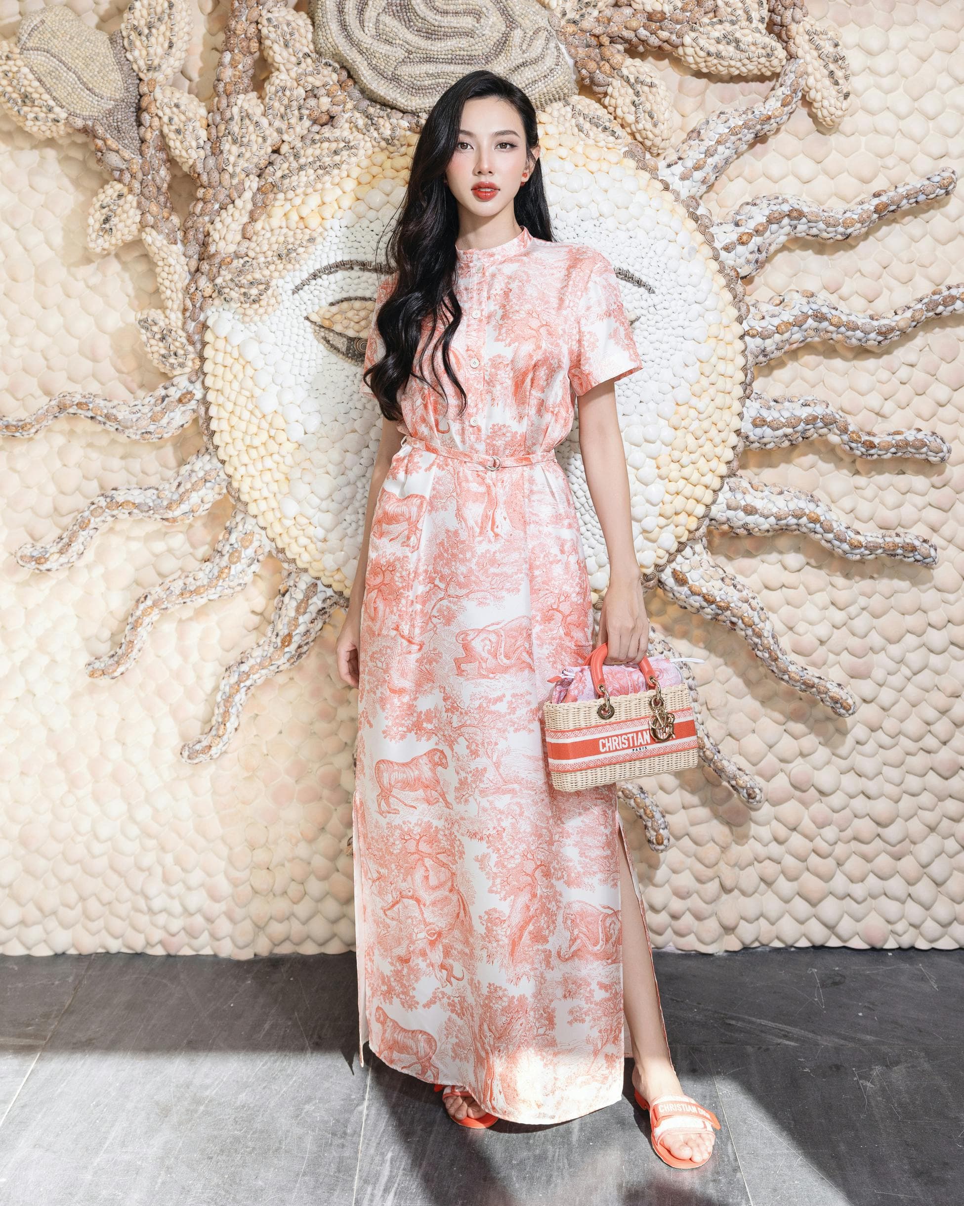 image?url=https%3A%2F%2Fwww.datocms-assets.com%2F56778%2F1718847874-thuy-tien-nguyen-thuc-5.jpg%3Fauto%3Dformat%252Ccompress%26cs%3Dsrgb&w=2048&q=75
