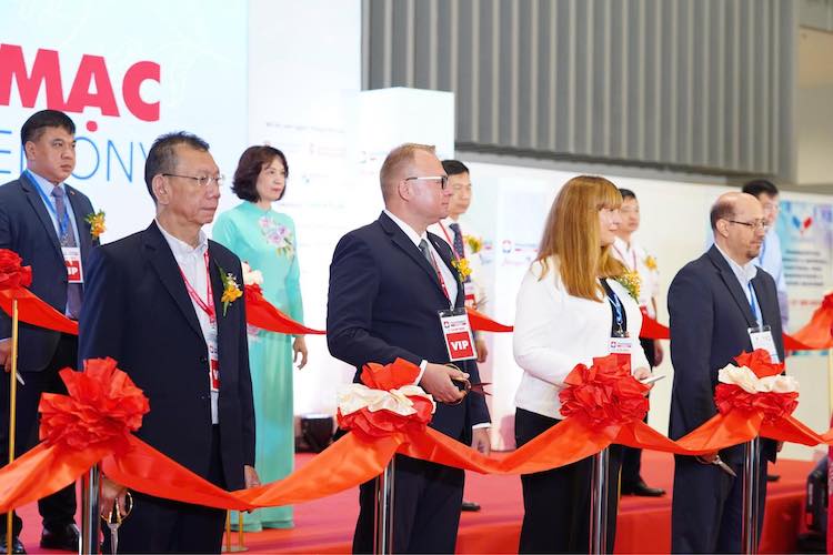 Vietnam-Beautycare-Expo-2024-05.jpeg
