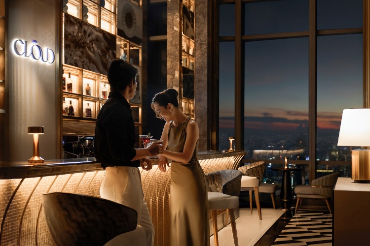 lifestyleonline-Ladies-Night-Out-_-The-Cloud-Lounge.jpg