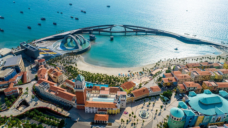 don--thang-tinh-yeu--day-lang-man-tai-premier-residences-phu-quoc_67a453886fc9e.jpg