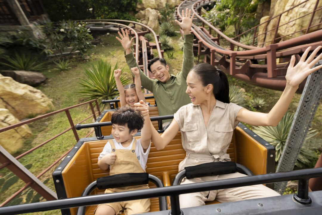 CXRHT_VinWonders-%E2%80%93-Family.jpg