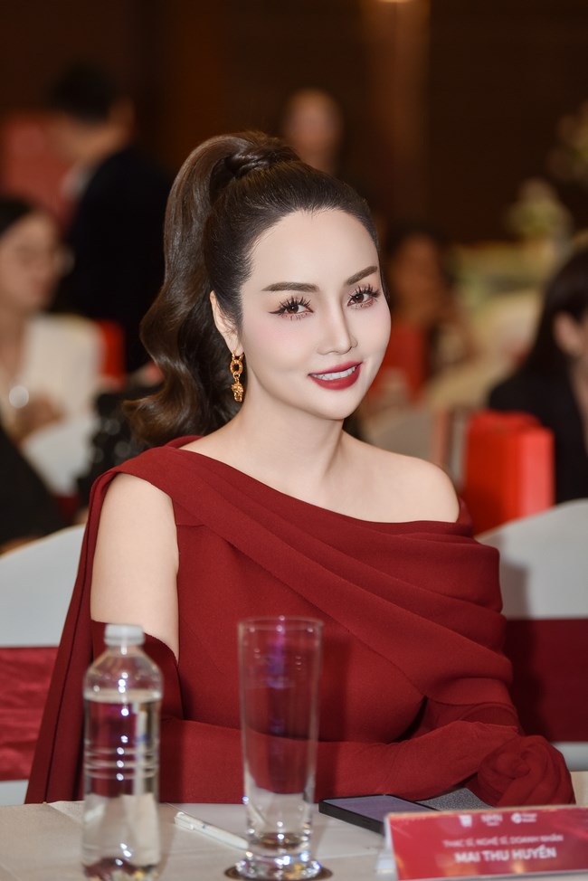 mai-thu-huyen-11-Copy.jpg