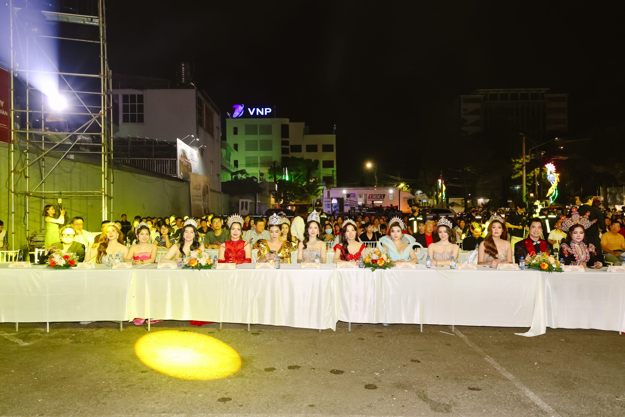 BINH0419-scaled.jpg