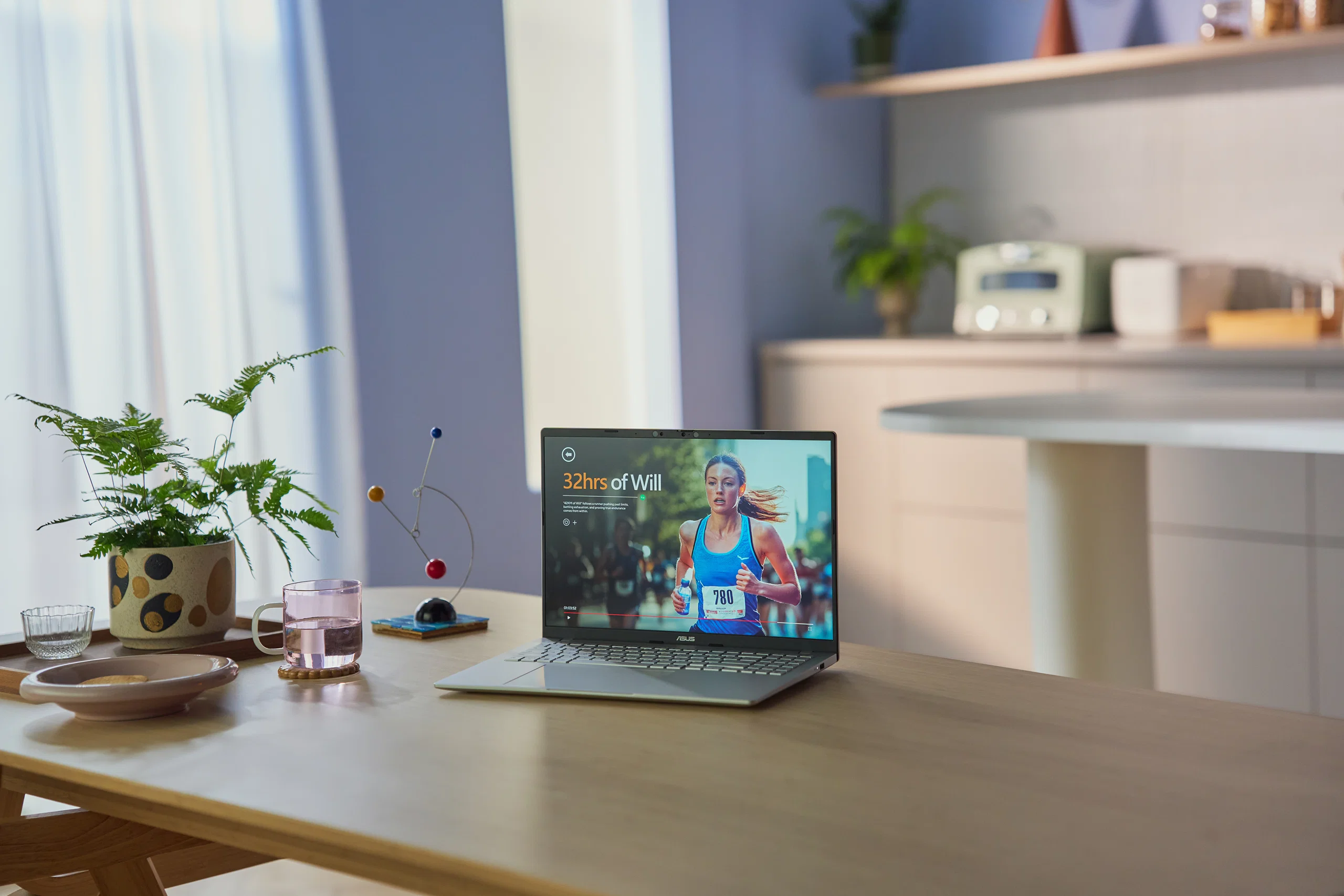 asus-vivobook-s16_s3607qa_campaign-feature-scenario-photo_2.webp