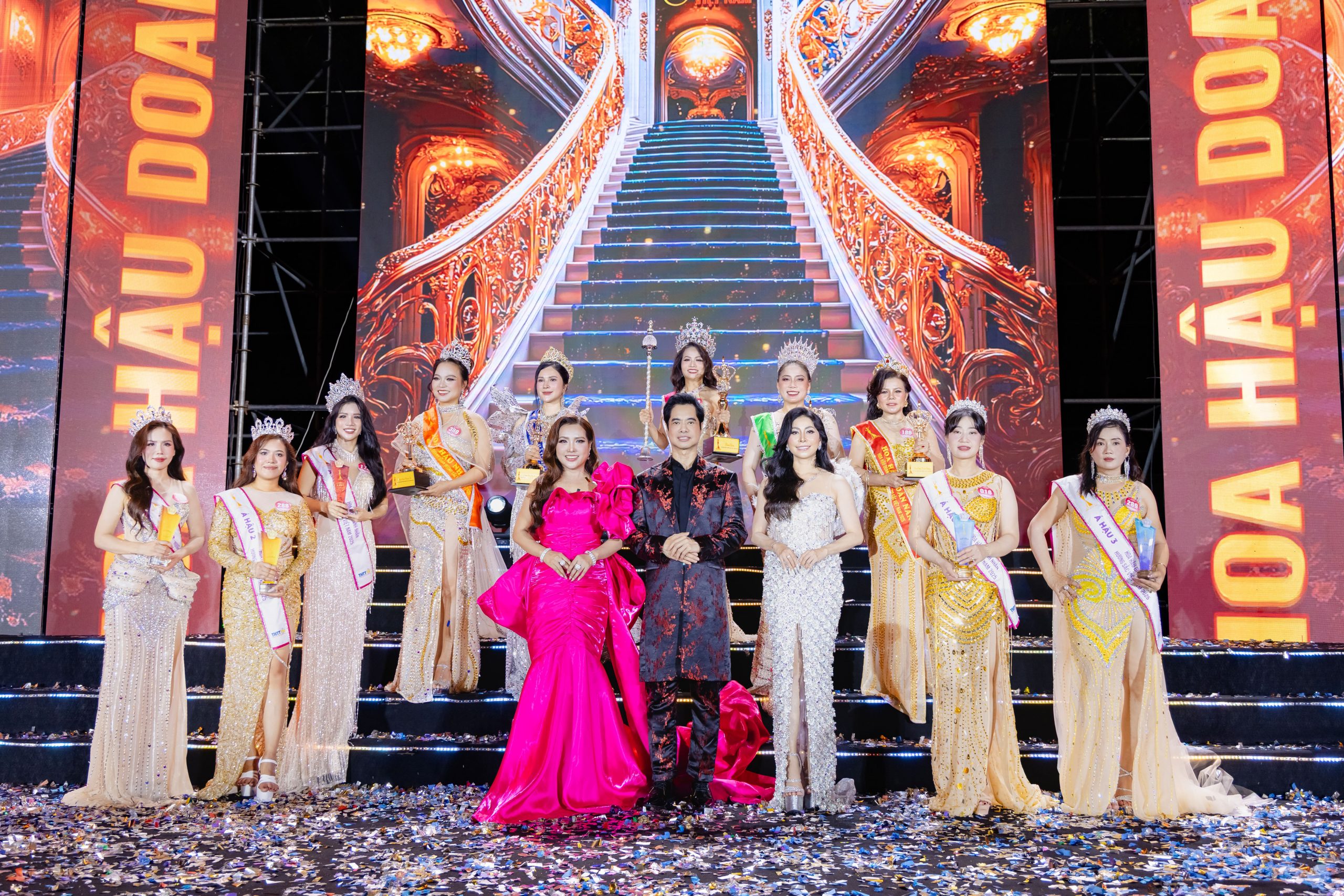 BINH4445-scaled.jpg