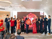 Prudential nhân rộng mô hình trung tâm chăm sóc khách hàng mới tại Lotte Mall Tây Hồ, Hà Nội