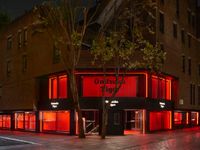 Cửa hàng red concept đầu tiên của Onitsuka Tiger ở Châu Âu chính thức khai trương tại Covent Garden, London