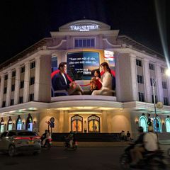 Phu_nu_hien_dai_prudential_02.jpg