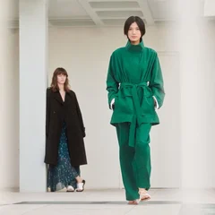 228581-uniqlo-clare-waight-keller-2024-5.jpg?resize=1021%2C681&ssl=1