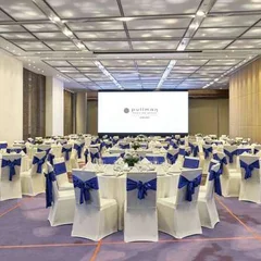 uu-dai-tiec-cuoi-nam-tai-pullman-saigon-centre-1.jpg