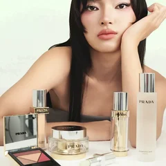 chau-bui-x-prada-beauty-su-ket-hop-giua-thoi-trang-va-lam-dep_670545a1_670553bb5b796.jpg
