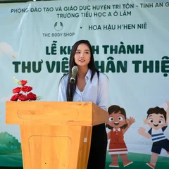 The-Body-Shop-dong-hanh-cung-Hoa-hau-Hoan-vu-Viet-Nam-HHen-Nie-8.jpg