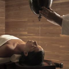 spa-ayurvedic-massage-0936.jpg