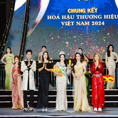 DUY-2985-2048x1437.jpg
