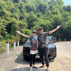 vua-cong-bo-lam-phim-tet-thu-trang-tien-luat-da-ra-mat-vlog-du-lich-2-104440.jpg