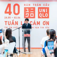 1-2220.jpg