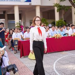 xly-nha-ky-ve-tham-truong-cu-tang-hoc-bong-cho-cac-em-hoc-sinh-20240530112750.jpg,qrt=20240530112751.pagespeed.ic.KqnNgz1rBN.webp