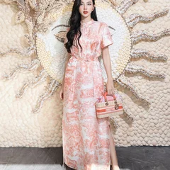 image?url=https%3A%2F%2Fwww.datocms-assets.com%2F56778%2F1718847874-thuy-tien-nguyen-thuc-5.jpg%3Fauto%3Dformat%252Ccompress%26cs%3Dsrgb&w=2048&q=75