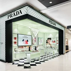 Prada-Beauty-Press-3.jpg
