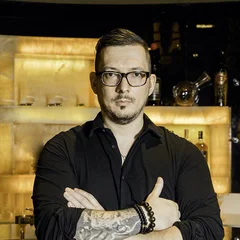 The-Long-Lounge-Andrei-Campian.jpg