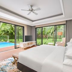 CXRHT_3BR-Garden_1st-Floor-Bedroom_2048px.jpg