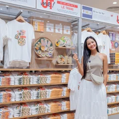 346540_uniqlo-hue-3_1743071418.jpeg