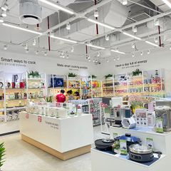 Locknlock-ra-mat-cua-hang-moi-tai-Lotte-Mall-West-Lake-lock-2-1696391629-644-width800height600.jpg