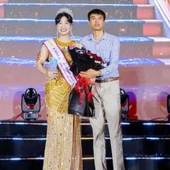 BINH4886-scaled.jpg