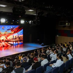 Khán phòng MPLEX Studios & Theatre, IMC Tower, trở thành điểm hẹn của giới truyền thông, nghệ thuật và doanh nghiệp khi họp báo của đơn vị IMC - TodayTV công bố hợp tác và đồng tổ chức Asia Top Awards 2026 tại Việt Nam diễn ra đầy náo nhiệt chiều 09/10/2026.