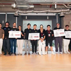 Sáu đội được vinh danh với tổng giải thưởng 10.000 USD, trước khi tiếp tục hoàn thiện sản phẩm và chuẩn bị tham gia sân chơi Colosseum toàn cầu.