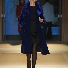 Gucci trình diễn Xuân–Hè 2027 trong không gian mô phỏng cửa hàng tại Milan. Ảnh: Alessandro Lucioni