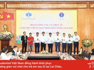 Prudential Việt Nam trao 115 triệu đồng cho Bản Chít, phục hồi cộng đồng, tái thiết không gian tuổi thơ sau lũ tại Lai Châu