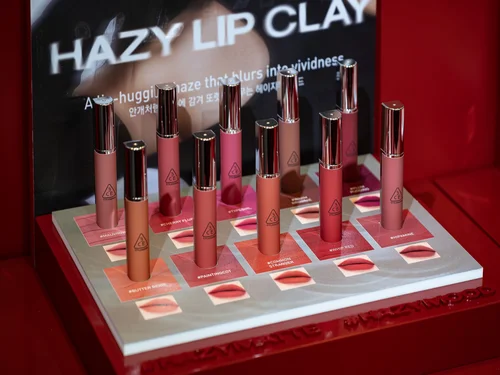 3CE ra mắt Hazy Lip Clay, son lì mịn môi với bộ sưu tập 10 sắc màu Hàn Quốc thời thượng