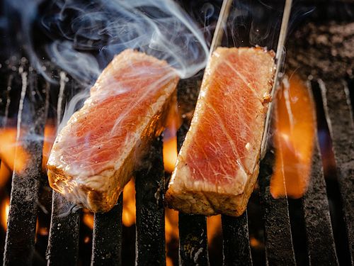 Yakiuo Ishikawa Saigon mang tinh hoa ẩm thực Nhật Bản từ di sản ba thế hệ tại chợ cá Tsukiji