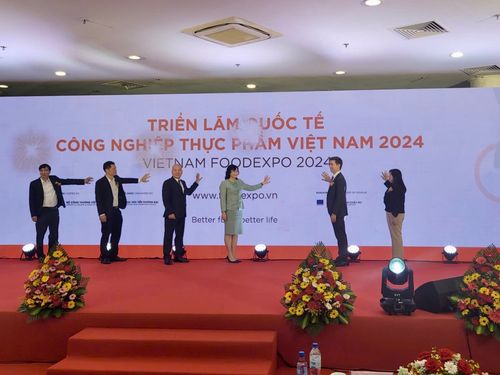 Khai mạc Vietnam Foodexpo 2024 với cuộc trình diễn của gần 400 doanh nghiệp công nghiệp thực phẩm