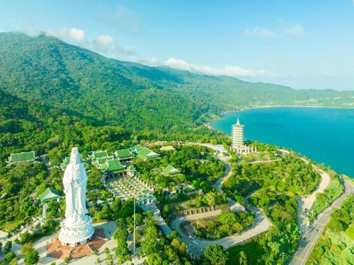 5 địa điểm tâm linh cầu bình an, du xuân hành hương vào năm mới cùng Booking.com