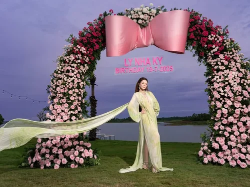 Lý Nhã Kỳ chi tiền tỉ đón tuổi mới, iến resort 10 hecta thành cung điện, showbiz Việt hội tụ