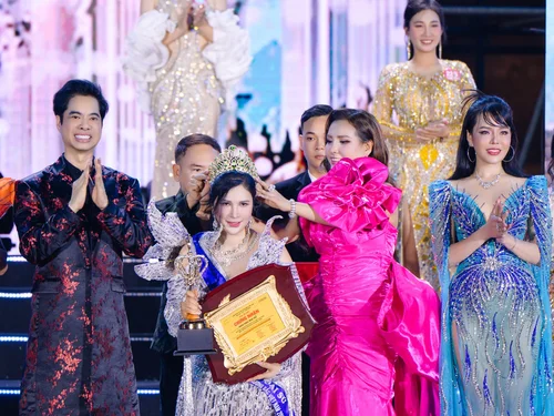 Hoa hậu Doanh nhân Hương sắc Việt Nam 2025: Tân Hoa hậu Đại sứ muốn quảng bá Tam Cốc - Bích Động đến bạn bè quốc tế