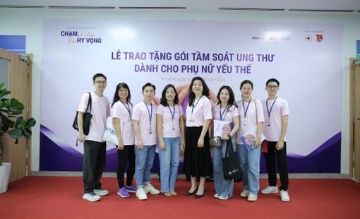 NAPAS và Mastercard trao 2.010 suất tầm soát ung thư và tổ chức Gian hàng 0 đồng cho phụ nữ khó khăn