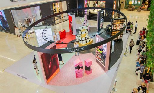 Armani, Prada, Valentino, Viktor&Rolf và Ralph Lauren giới thiệu loạt mùi hương mới chào đón mùa lễ hội cuối năm