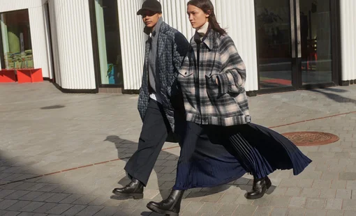 UNIQLO x Clare Waight Keller: Bộ sưu tập UNIQLO : C mở đầu dòng trang phục nữ với thiết kế mềm mại, gam màu tinh tế