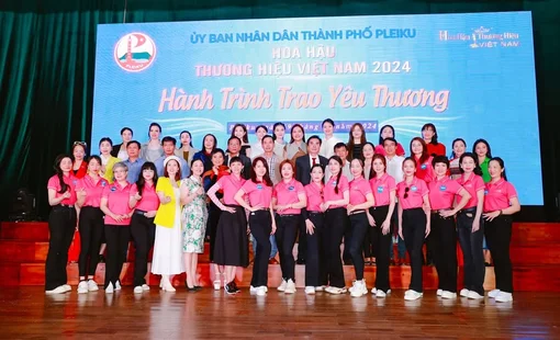 Hoa hậu Thương hiệu Việt Nam 2024: Ban tổ chức và thí sinh cùng chính quyền địa phương trao 150 phần quà thiện nguyện tại Pleiku, Gia Lai