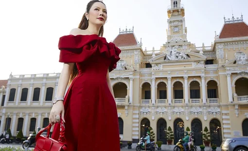 Lý Nhã Kỳ mang sương sương 10 tỷ kim cương xuống phố ngày cận Tết Nguyên đán Xuân Giáp Thìn 2024, xứng danh đại gia kim cương